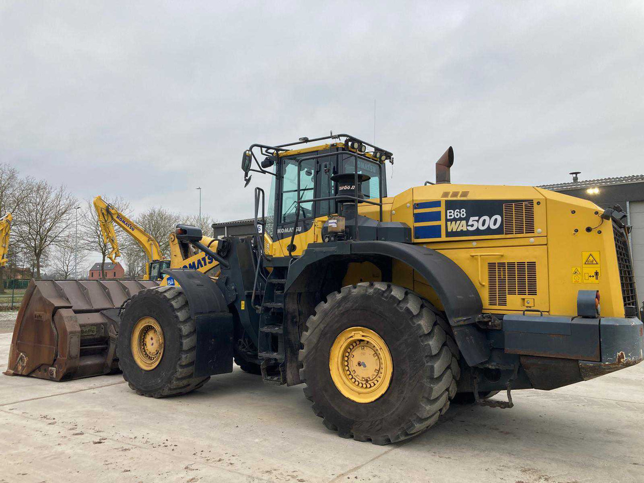 Komatsu WA500-8 - اللودر بعجل: صورة 2 Komatsu WA500-8 - اللودر بعجل: صورة 2