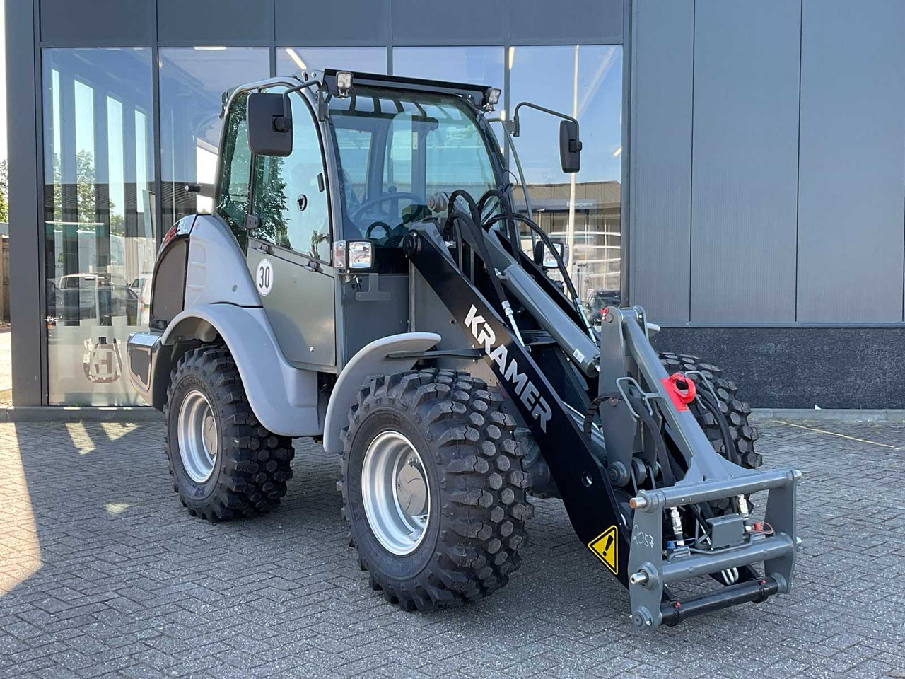 Kramer KL33.5L - اللودر بعجل: صورة 2 Kramer KL33.5L - اللودر بعجل: صورة 2