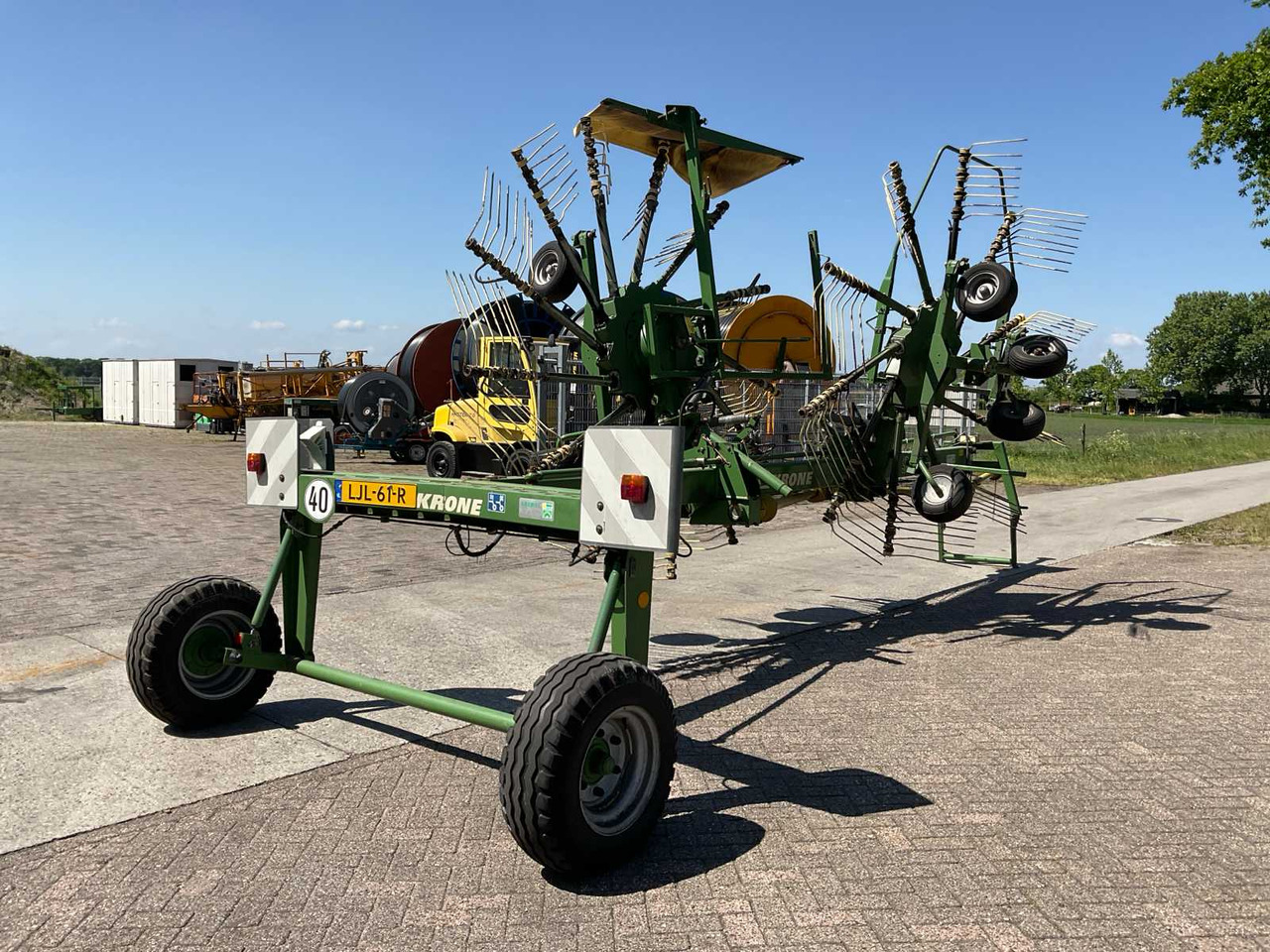 Krone Swadro 1201 - معدات تيبيس التبن: صورة 5 Krone Swadro 1201 - معدات تيبيس التبن: صورة 5