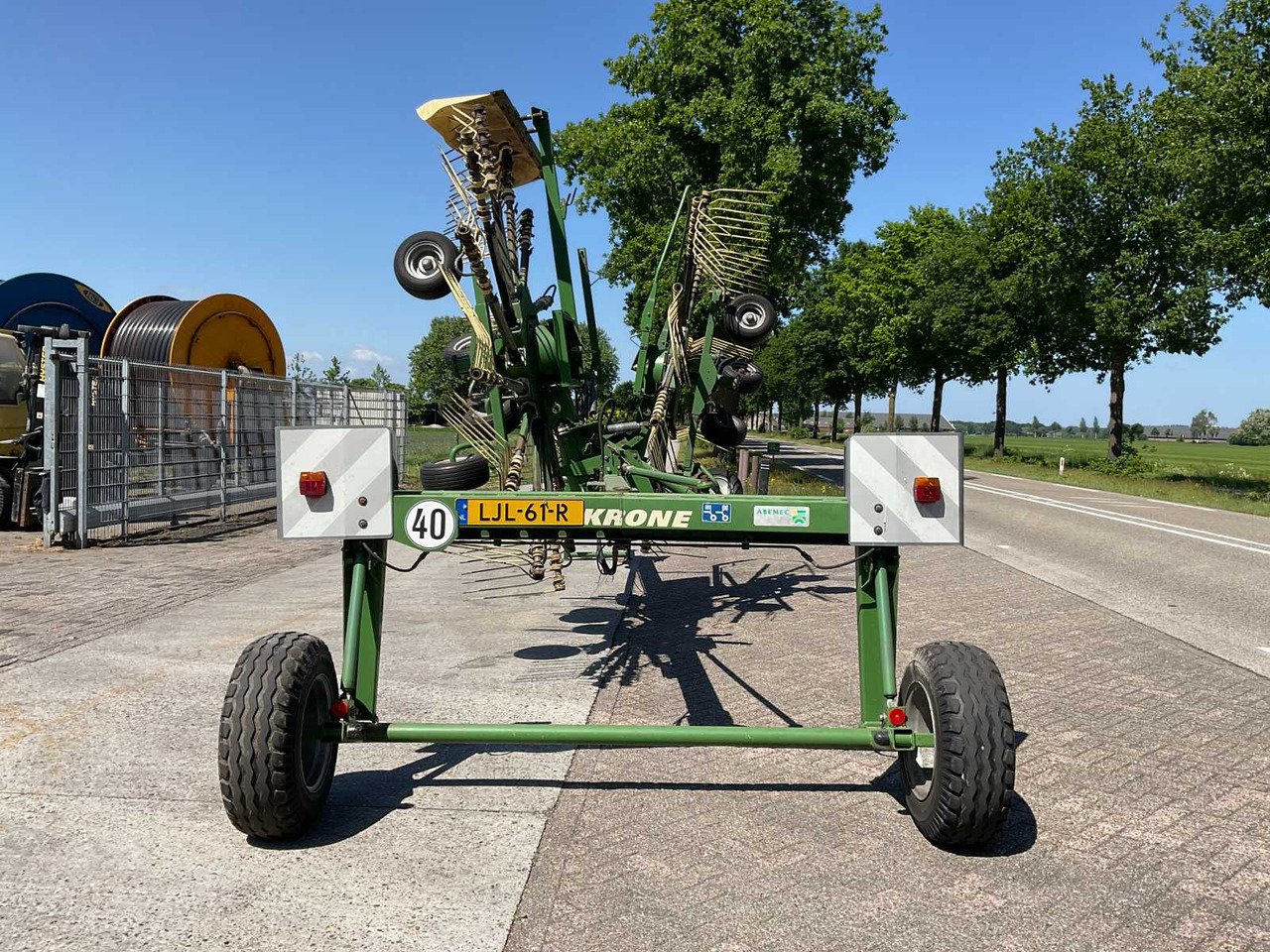 Krone Swadro 1201 - معدات تيبيس التبن: صورة 4 Krone Swadro 1201 - معدات تيبيس التبن: صورة 4