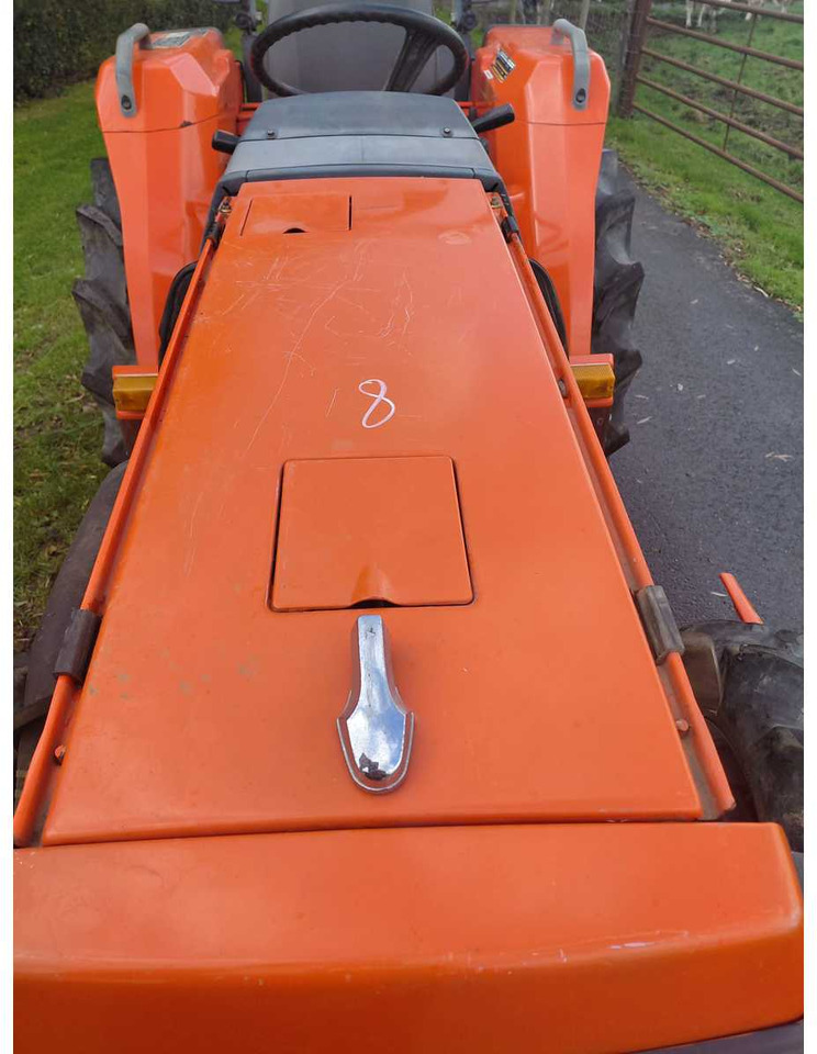 Kubota GL 200 - جرار صغير: صورة 5 Kubota GL 200 - جرار صغير: صورة 5