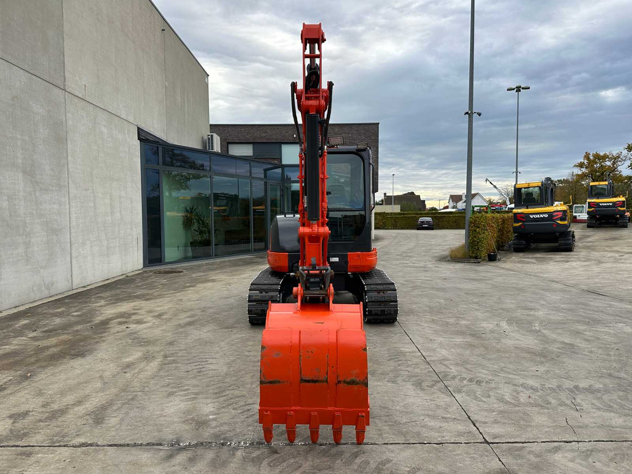 Kubota KUBOTA - 2012 - KX155-3SZ - MIDI EXCAVATOR - حفار زحاف: صورة 2 Kubota KUBOTA - 2012 - KX155-3SZ - MIDI EXCAVATOR - حفار زحاف: صورة 2