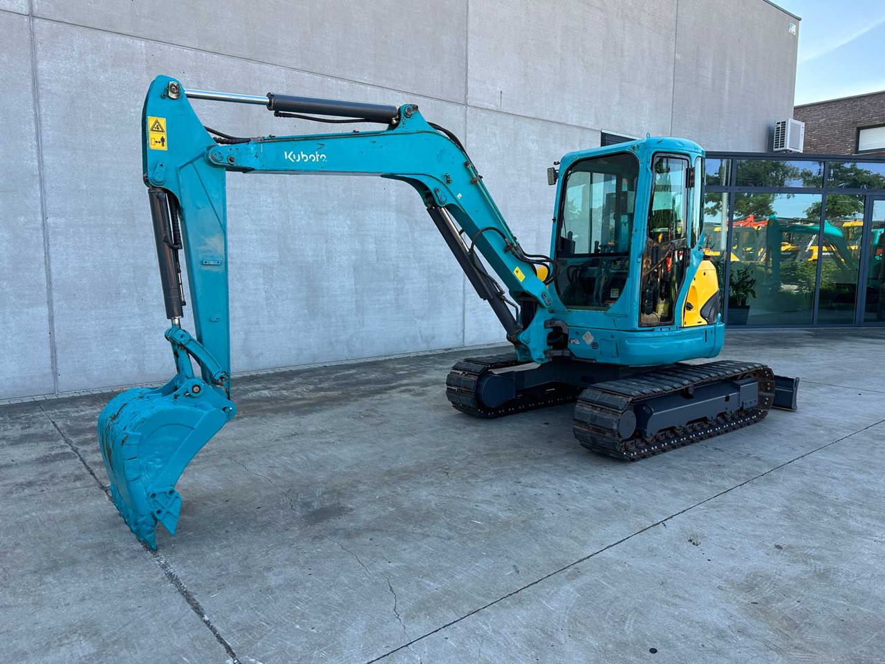 Kubota KUBOTA - KX155-3 - MIDI EXCAVATOR - حفار زحاف: صورة 1 Kubota KUBOTA - KX155-3 - MIDI EXCAVATOR - حفار زحاف: صورة 1