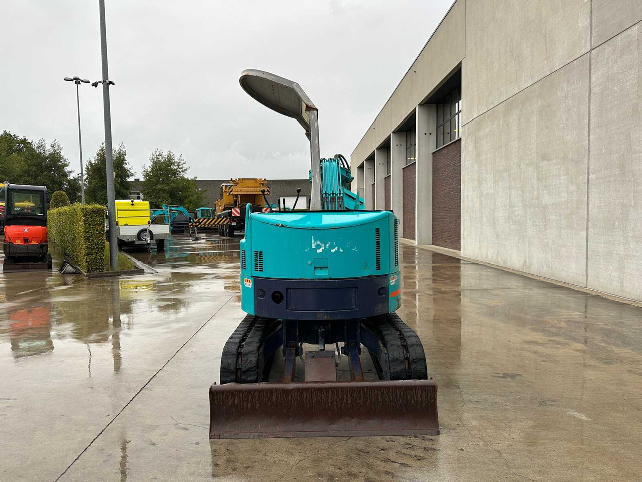 Kubota KUBOTA - RX-201 - MIDI EXCAVATOR - حفار زحاف: صورة 5 Kubota KUBOTA - RX-201 - MIDI EXCAVATOR - حفار زحاف: صورة 5