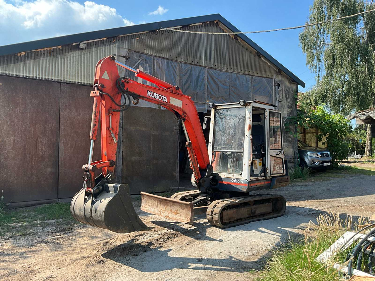 Kubota KX-101 - حفارة مُصَّغرة: صورة 1 Kubota KX-101 - حفارة مُصَّغرة: صورة 1