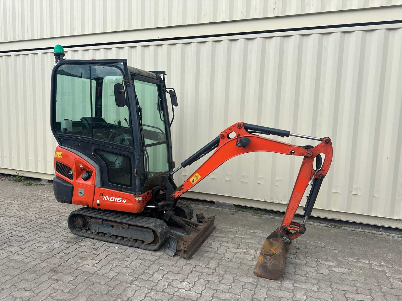 Kubota KX016-4 - حفارة مُصَّغرة: صورة 1 Kubota KX016-4 - حفارة مُصَّغرة: صورة 1