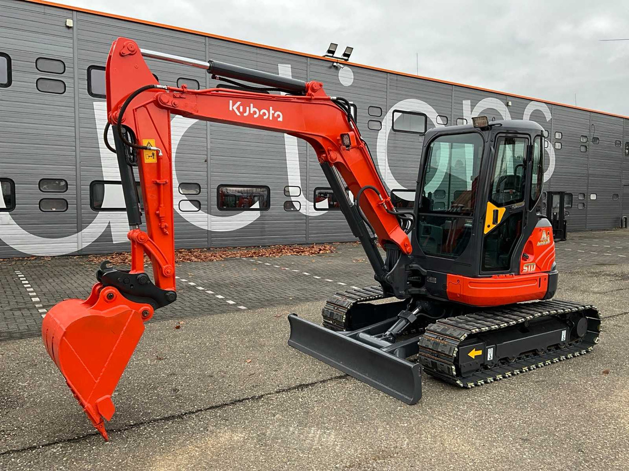 Kubota KX155-3SZ - حفار زحاف: صورة 1 Kubota KX155-3SZ - حفار زحاف: صورة 1