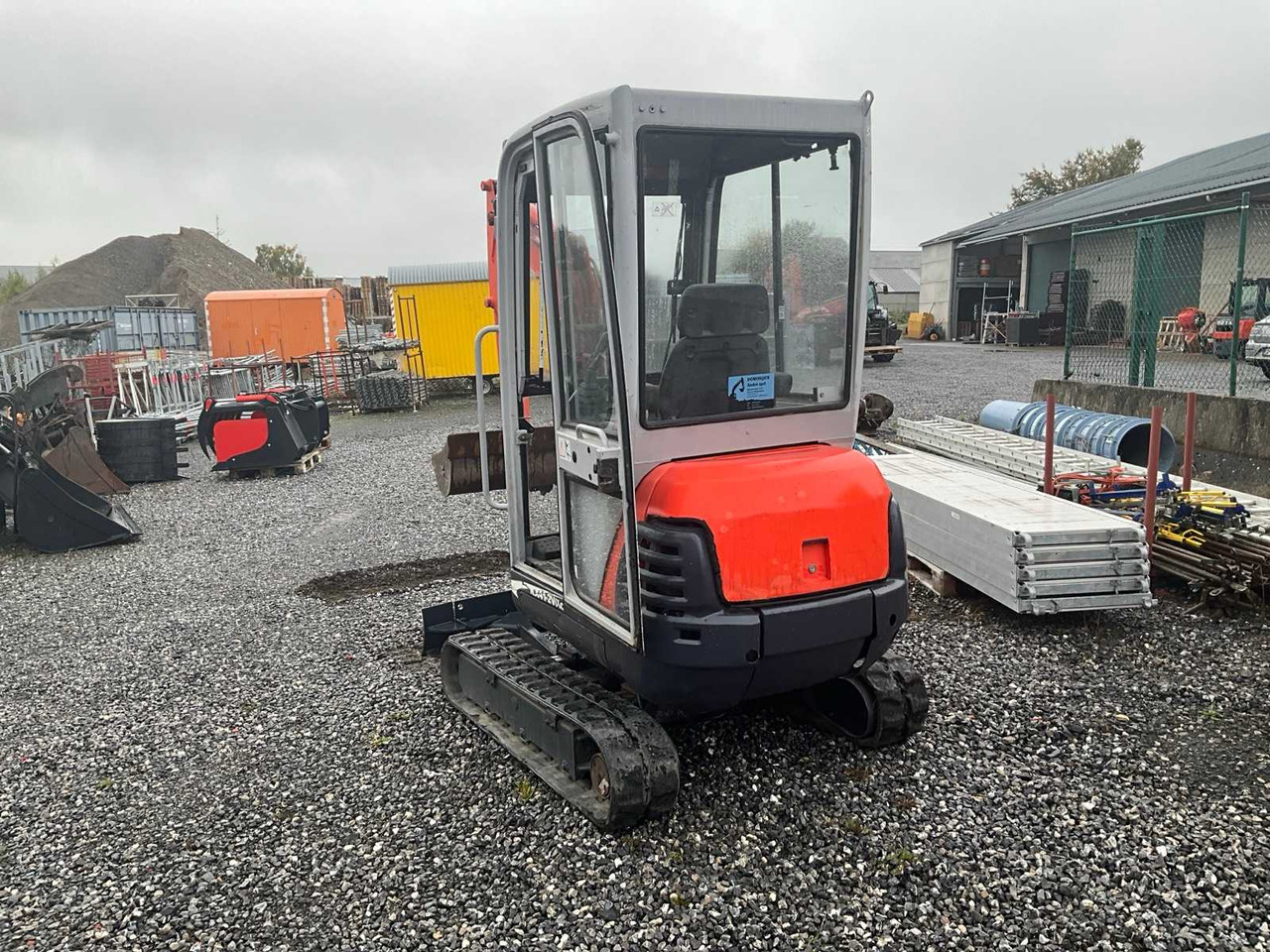 Kubota KX41-2VaC - حفارة مُصَّغرة: صورة 3 Kubota KX41-2VaC - حفارة مُصَّغرة: صورة 3