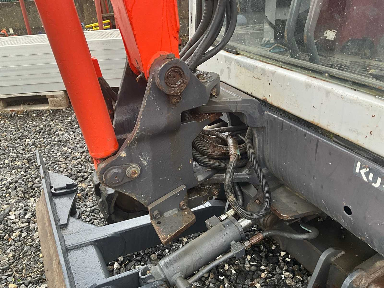 حفارة مُصَّغرة Kubota KX41-2VaC: صورة 16 حفارة مُصَّغرة Kubota KX41-2VaC: صورة 16
