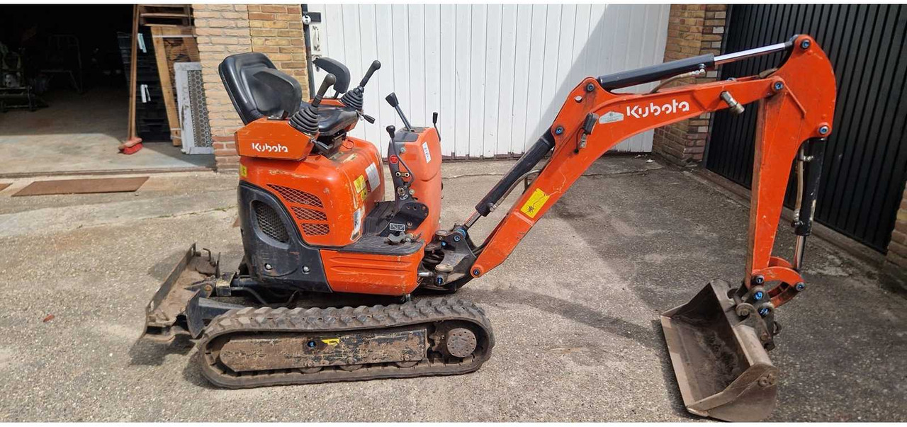 Kubota U10-3 - حفارة مُصَّغرة: صورة 2 Kubota U10-3 - حفارة مُصَّغرة: صورة 2