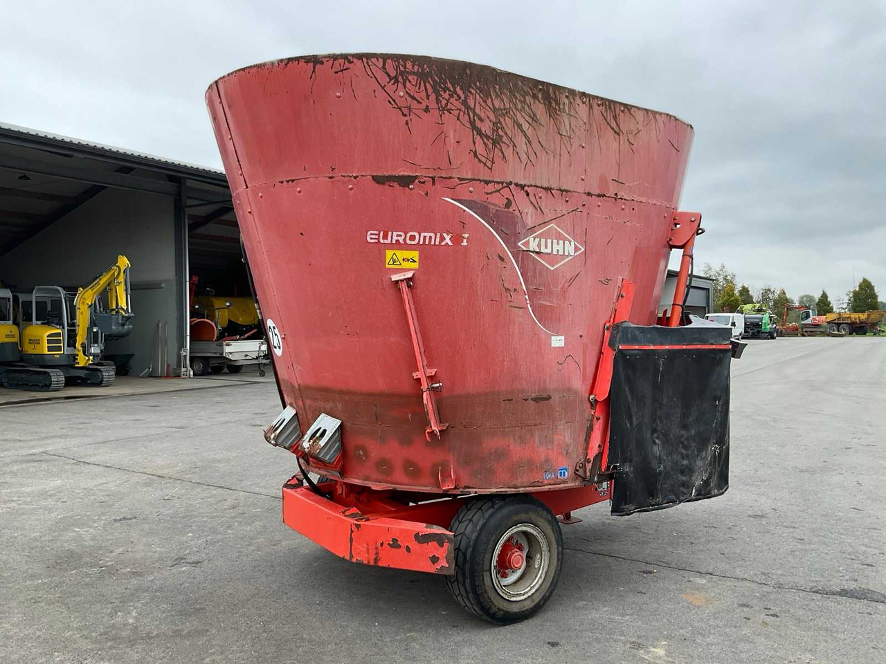 Kuhn Euromix 1270 - عربة خلط الأعلاف: صورة 5 Kuhn Euromix 1270 - عربة خلط الأعلاف: صورة 5