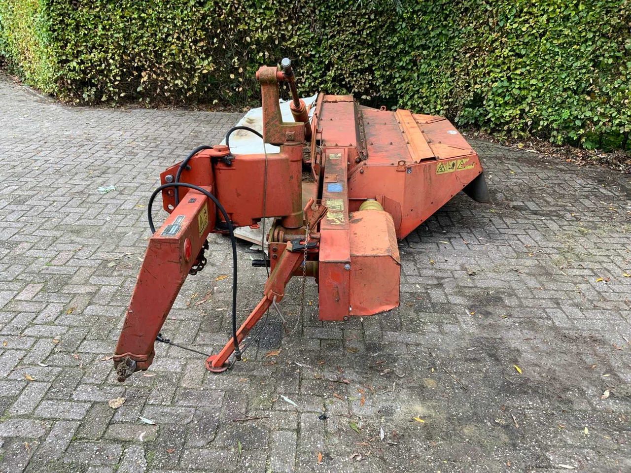 Kuhn FC240 - التقطيع جزازة/ ماكينات قطع الحشائش: صورة 4 Kuhn FC240 - التقطيع جزازة/ ماكينات قطع الحشائش: صورة 4