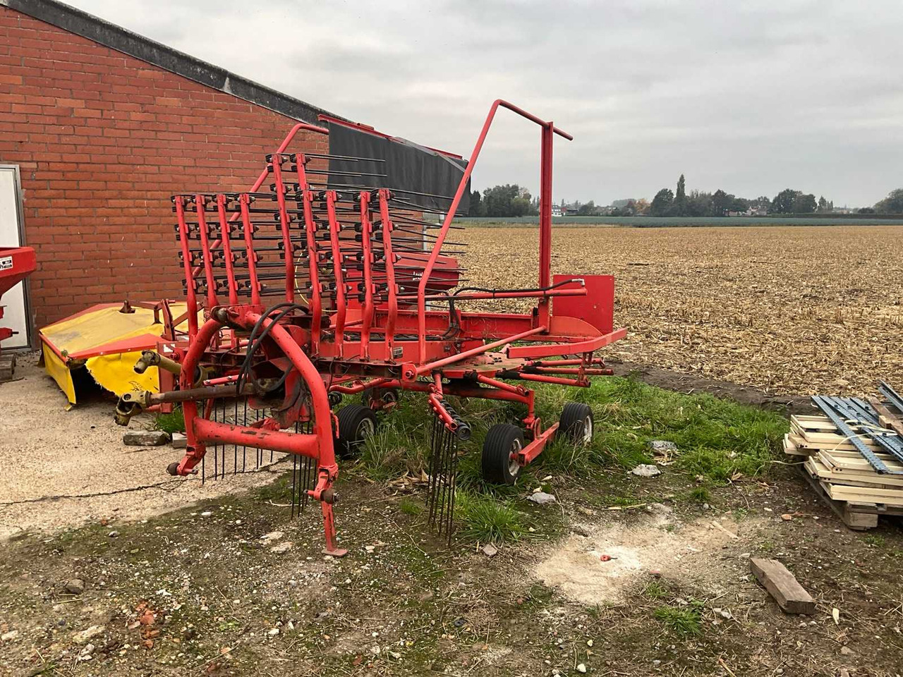 Kuhn GA4501GM - الآلات الزراعية: صورة 3 Kuhn GA4501GM - الآلات الزراعية: صورة 3
