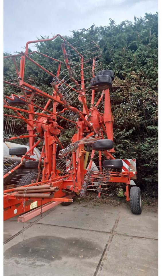 Kuhn GA7501 - معدات تيبيس التبن: صورة 3 Kuhn GA7501 - معدات تيبيس التبن: صورة 3