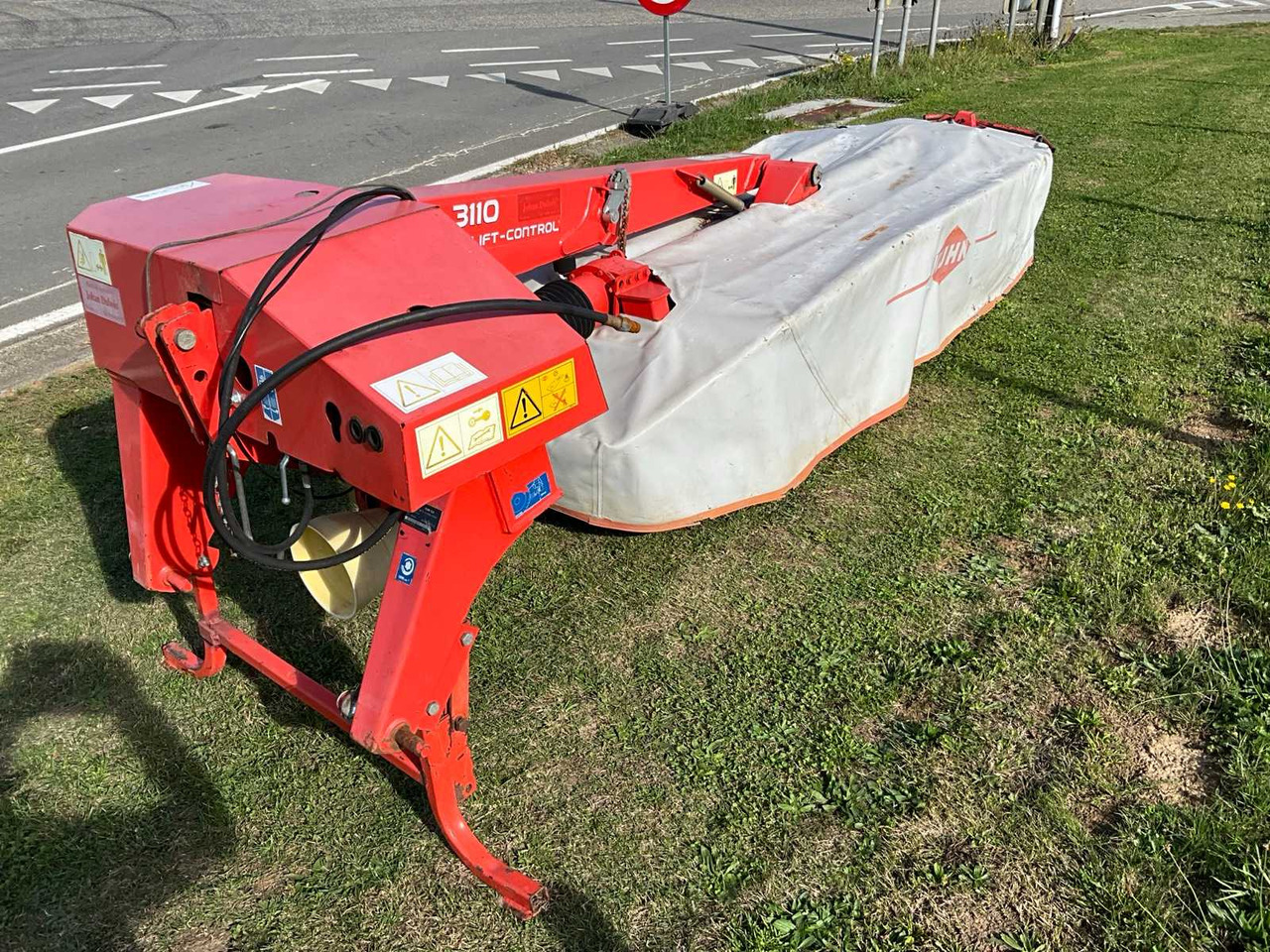 Kuhn GMD3110 - التقطيع جزازة/ ماكينات قطع الحشائش: صورة 1 Kuhn GMD3110 - التقطيع جزازة/ ماكينات قطع الحشائش: صورة 1