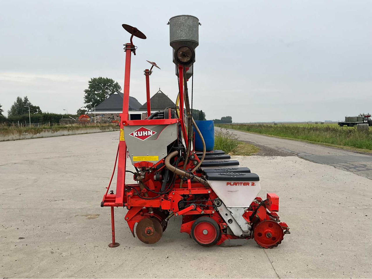 Kuhn Planter 2 - معدات البذار: صورة 4 Kuhn Planter 2 - معدات البذار: صورة 4