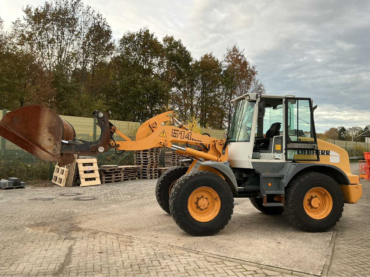 LIEBHERR - L514 STEREO - 2007 - WHEEL LOADER - اللودر بعجل: صورة 4 LIEBHERR - L514 STEREO - 2007 - WHEEL LOADER - اللودر بعجل: صورة 4