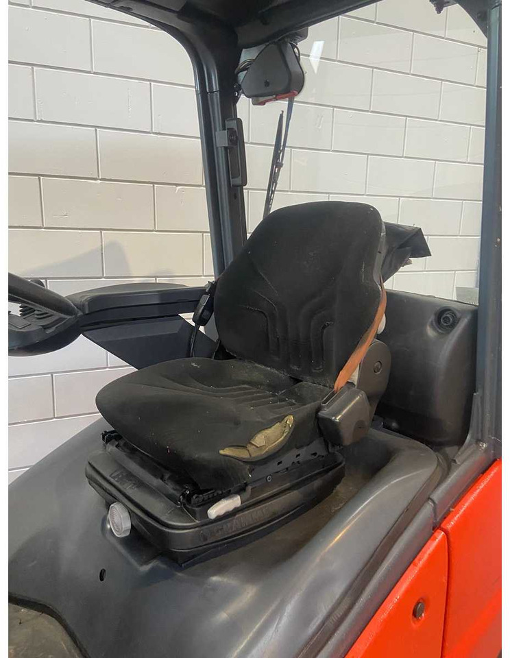 LINDE - 2013 - H20T - FORKLIFT TRUCK - SIDE-SHIFT - رافعة شوكية: صورة 5 LINDE - 2013 - H20T - FORKLIFT TRUCK - SIDE-SHIFT - رافعة شوكية: صورة 5