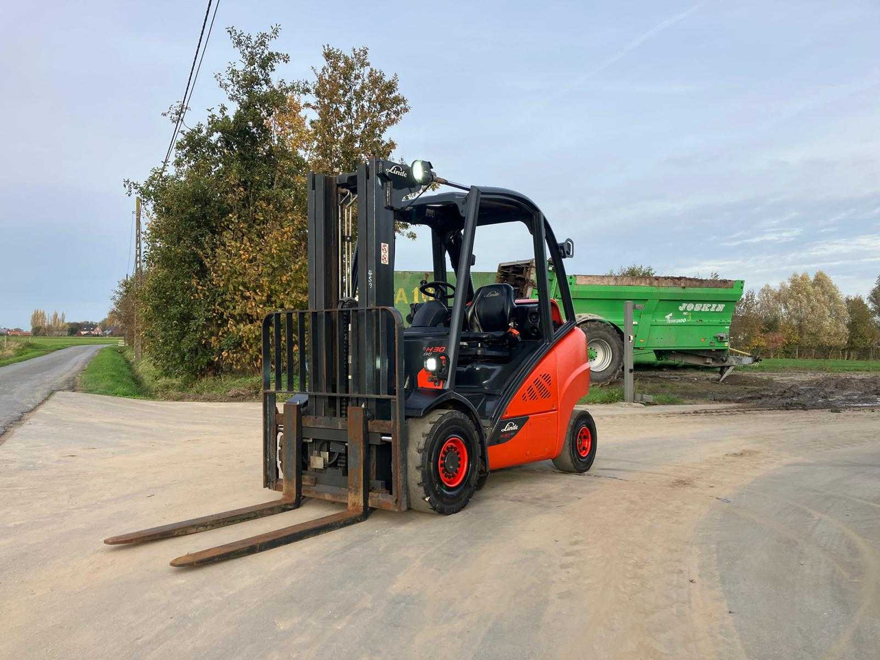 LINDE H30T-02 FORKLIFT 2019 - رافعة شوكية: صورة 3 LINDE H30T-02 FORKLIFT 2019 - رافعة شوكية: صورة 3