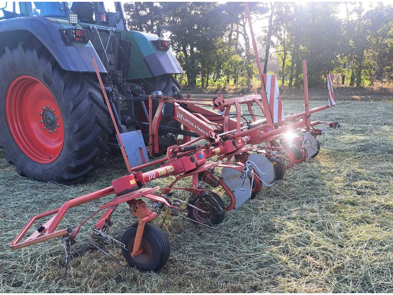 Lely 675 Stabilo AWS - الآلات الزراعية: صورة 1 Lely 675 Stabilo AWS - الآلات الزراعية: صورة 1