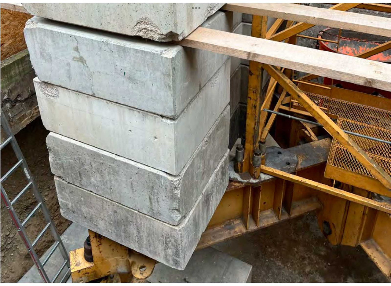 رافعة برجية Liebherr 110 EC-B 6 FR.tronic: صورة 12