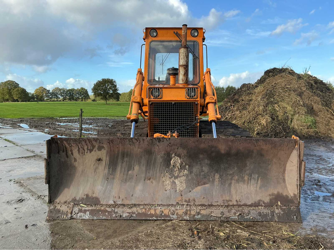 Liebherr 1984 LIEBHERR PR 721 CM BULLDOZER - جرافة: صورة 3 Liebherr 1984 LIEBHERR PR 721 CM BULLDOZER - جرافة: صورة 3