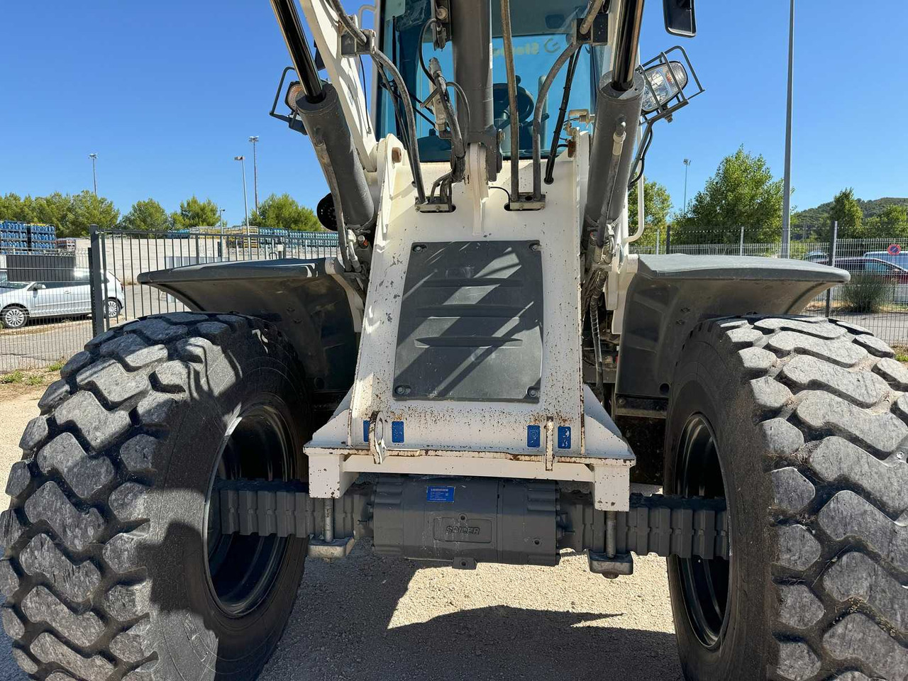 Liebherr L514 STEREO - اللودر بعجل: صورة 2 Liebherr L514 STEREO - اللودر بعجل: صورة 2