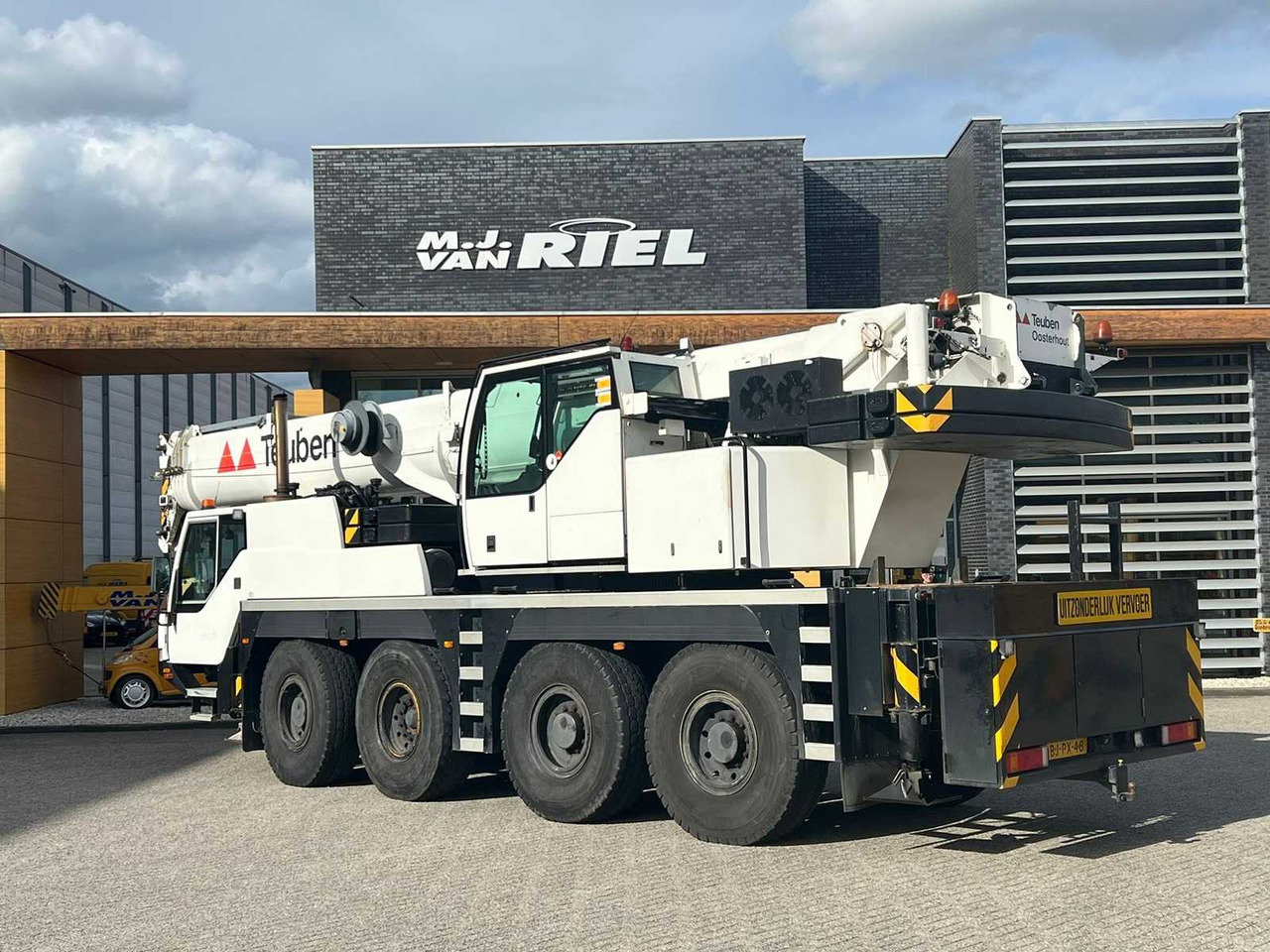 Liebherr LTM1060/2 - رافعة: صورة 2 Liebherr LTM1060/2 - رافعة: صورة 2