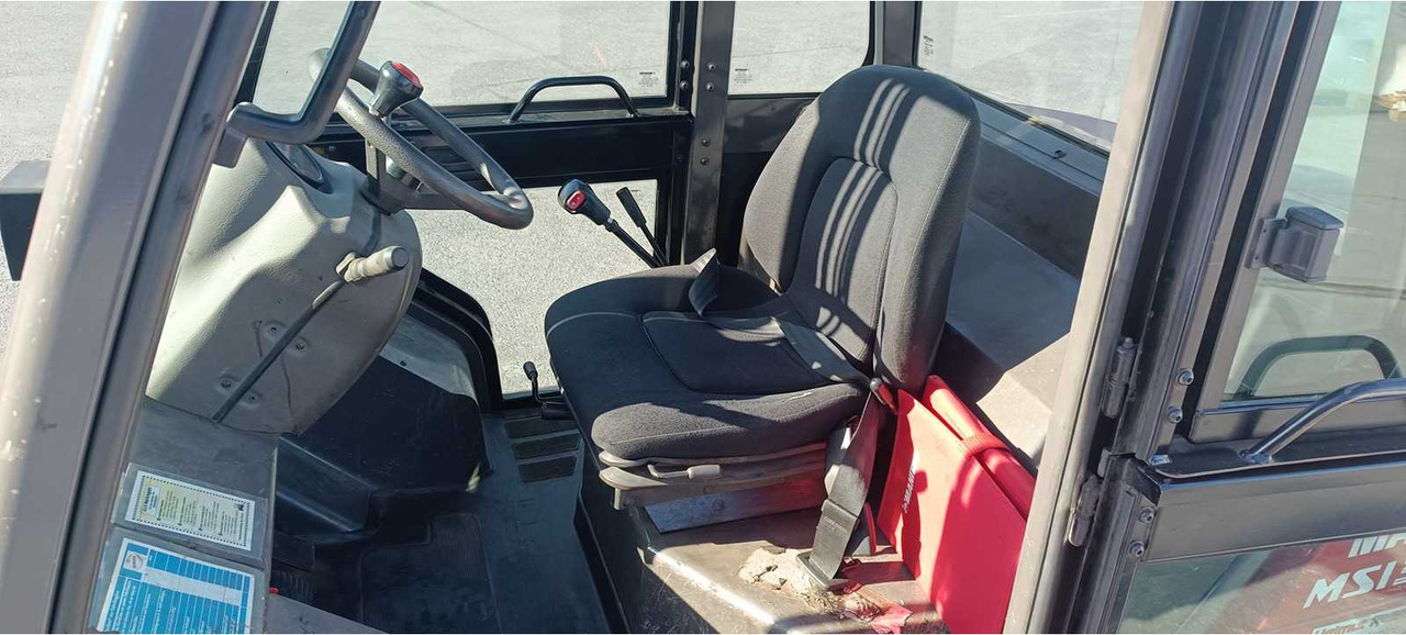 MANITOU - MSI 30 4ST3A - FORKLIFT TRUCKS - 2015 - رافعة شوكية: صورة 5 MANITOU - MSI 30 4ST3A - FORKLIFT TRUCKS - 2015 - رافعة شوكية: صورة 5