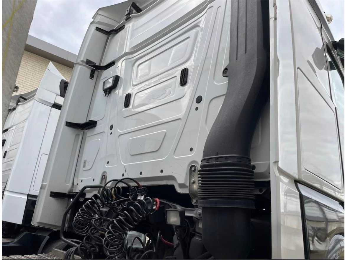MERCEDES BENZ - ACTROS L 1848 - 2022 - TRUCK / TRACTOR - شاحنة: صورة 5 MERCEDES BENZ - ACTROS L 1848 - 2022 - TRUCK / TRACTOR - شاحنة: صورة 5