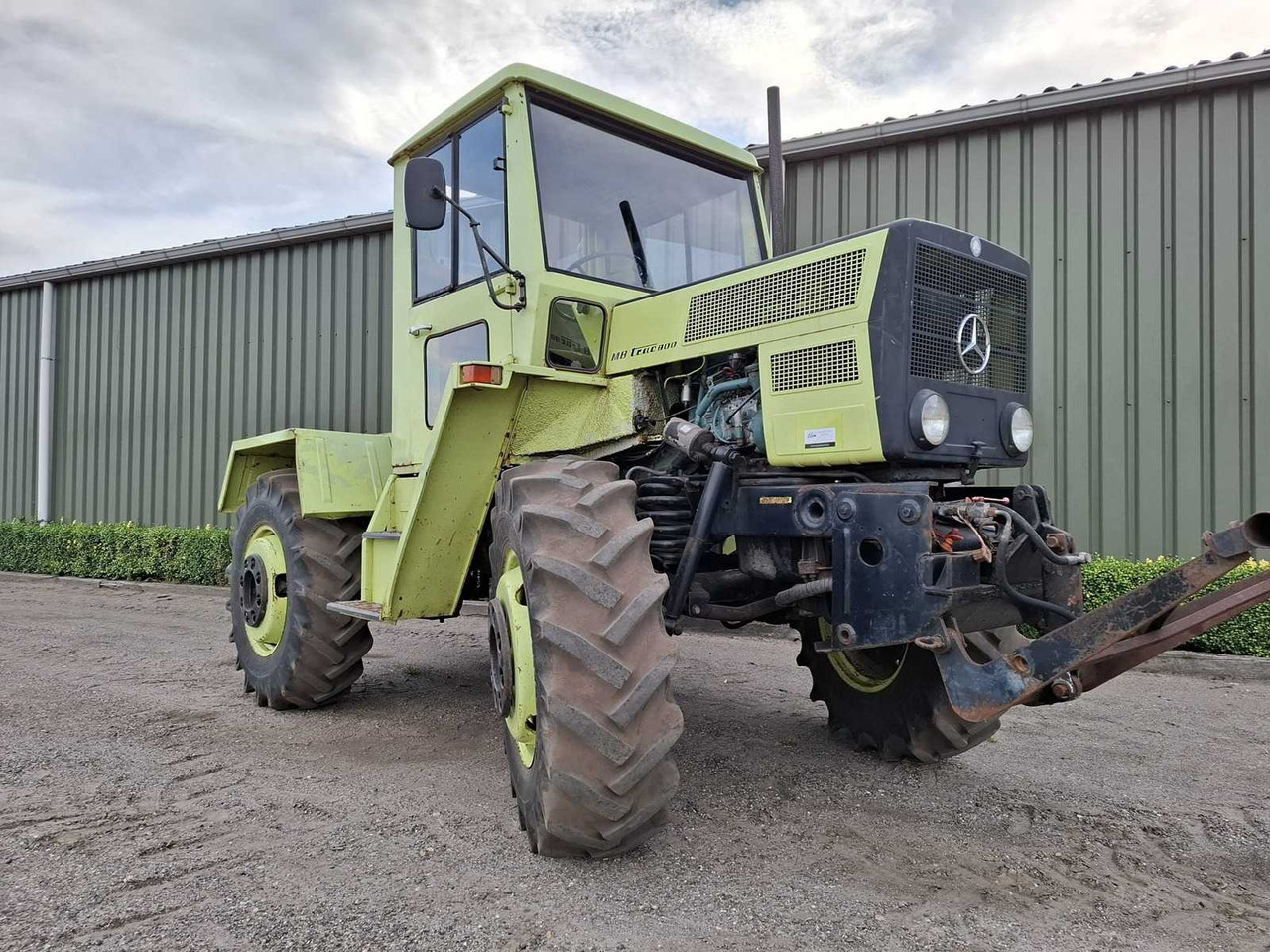 MERCEDES-BENZ - MB TRAC 800 - ALL-WHEEL DRIVE AGRICULTURAL TRACTOR - جرار: صورة 1 MERCEDES-BENZ - MB TRAC 800 - ALL-WHEEL DRIVE AGRICULTURAL TRACTOR - جرار: صورة 1