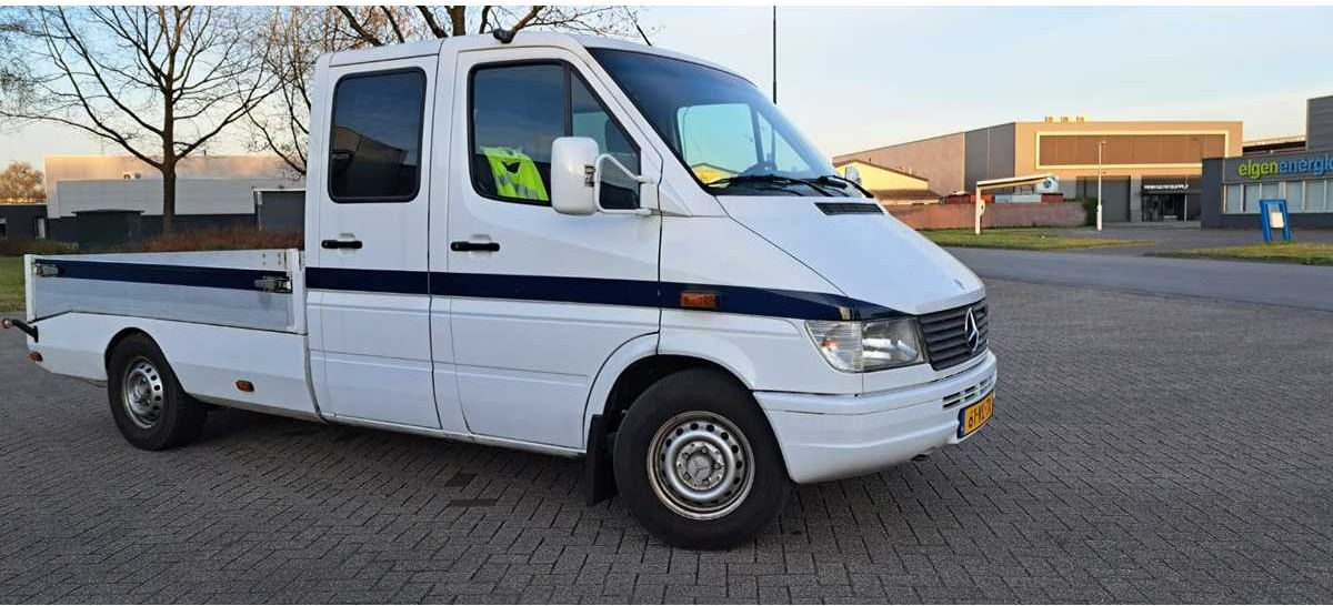 MERCEDES-BENZ - SPRINTER - 312 D LONG - 61-VL-TK - شاحنة التوصيل: صورة 2 MERCEDES-BENZ - SPRINTER - 312 D LONG - 61-VL-TK - شاحنة التوصيل: صورة 2