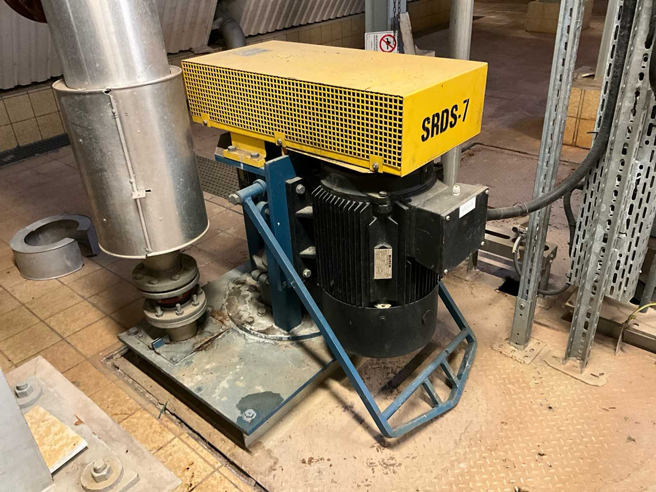 METSO VS100L180C4HC - معدات التسميد: صورة 1 METSO VS100L180C4HC - معدات التسميد: صورة 1