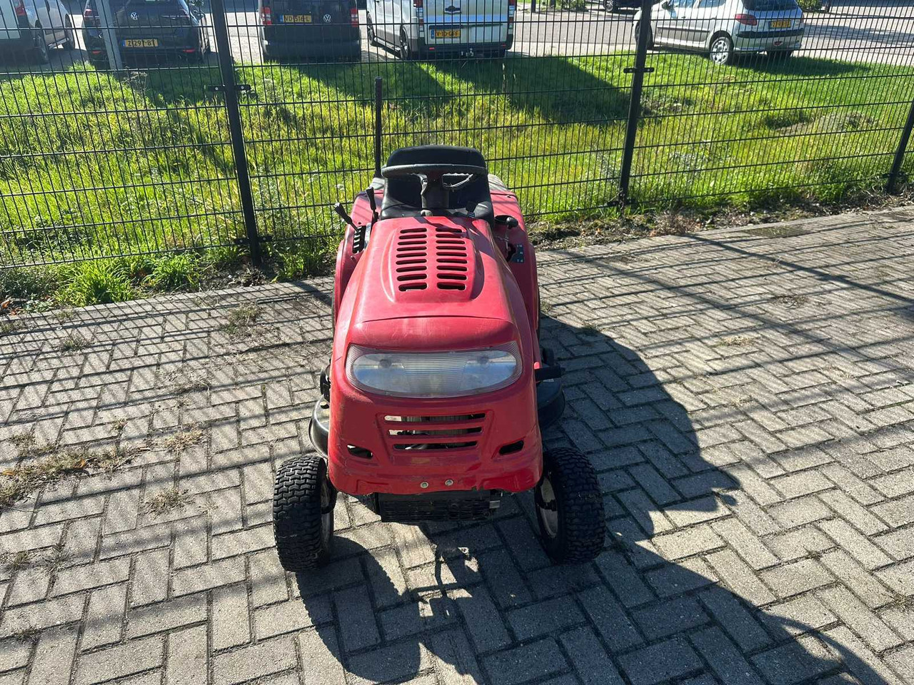 MTD re 125 m - جزازة أعشاب الحدائق: صورة 4 MTD re 125 m - جزازة أعشاب الحدائق: صورة 4