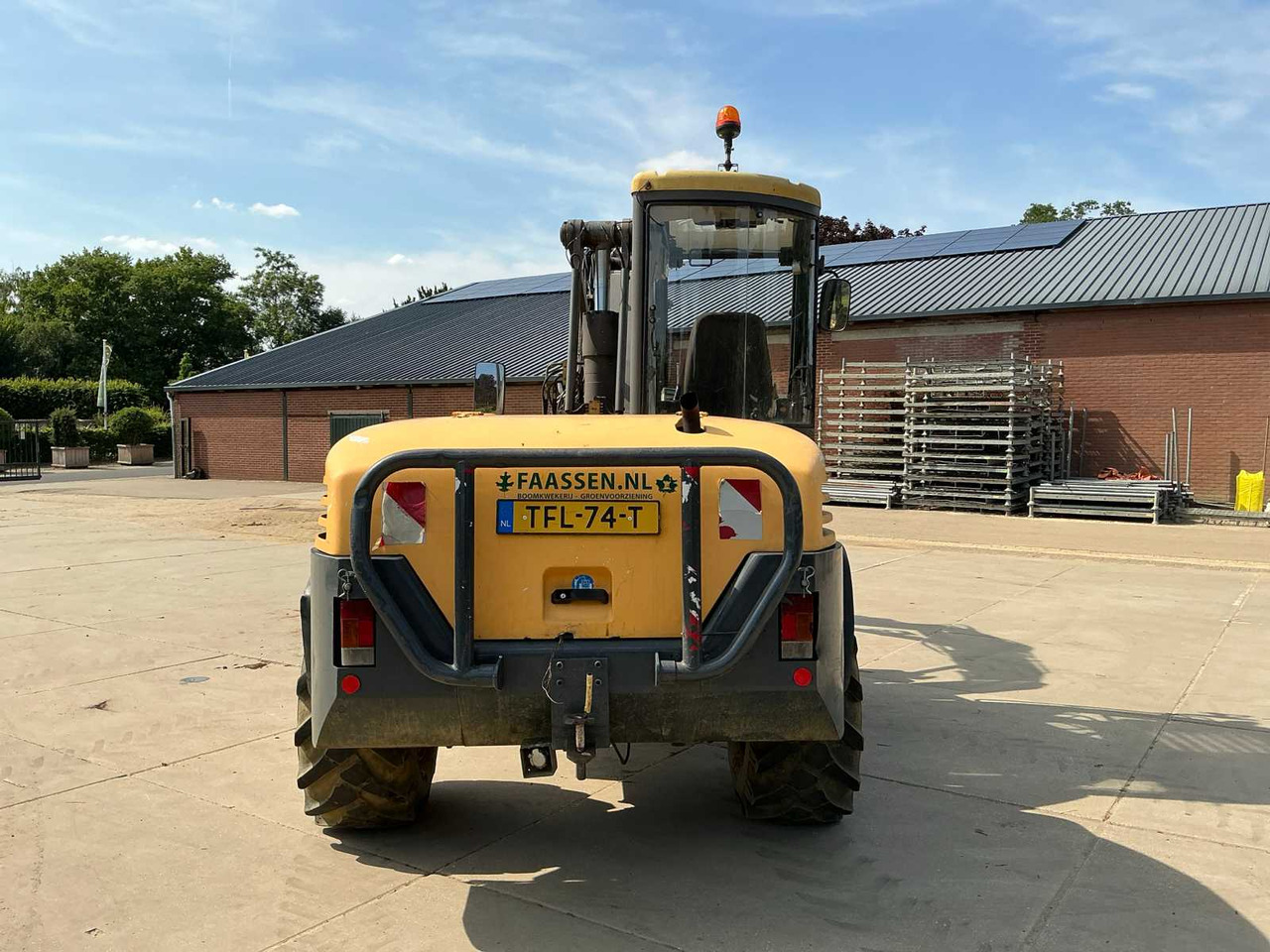 Mecalac 12MXT - جرافة حفار: صورة 4 Mecalac 12MXT - جرافة حفار: صورة 4