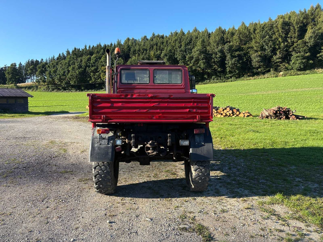 Mercedes-Benz Unimog 1400 (U 427/10) - الآلات الزراعية: صورة 4 Mercedes-Benz Unimog 1400 (U 427/10) - الآلات الزراعية: صورة 4
