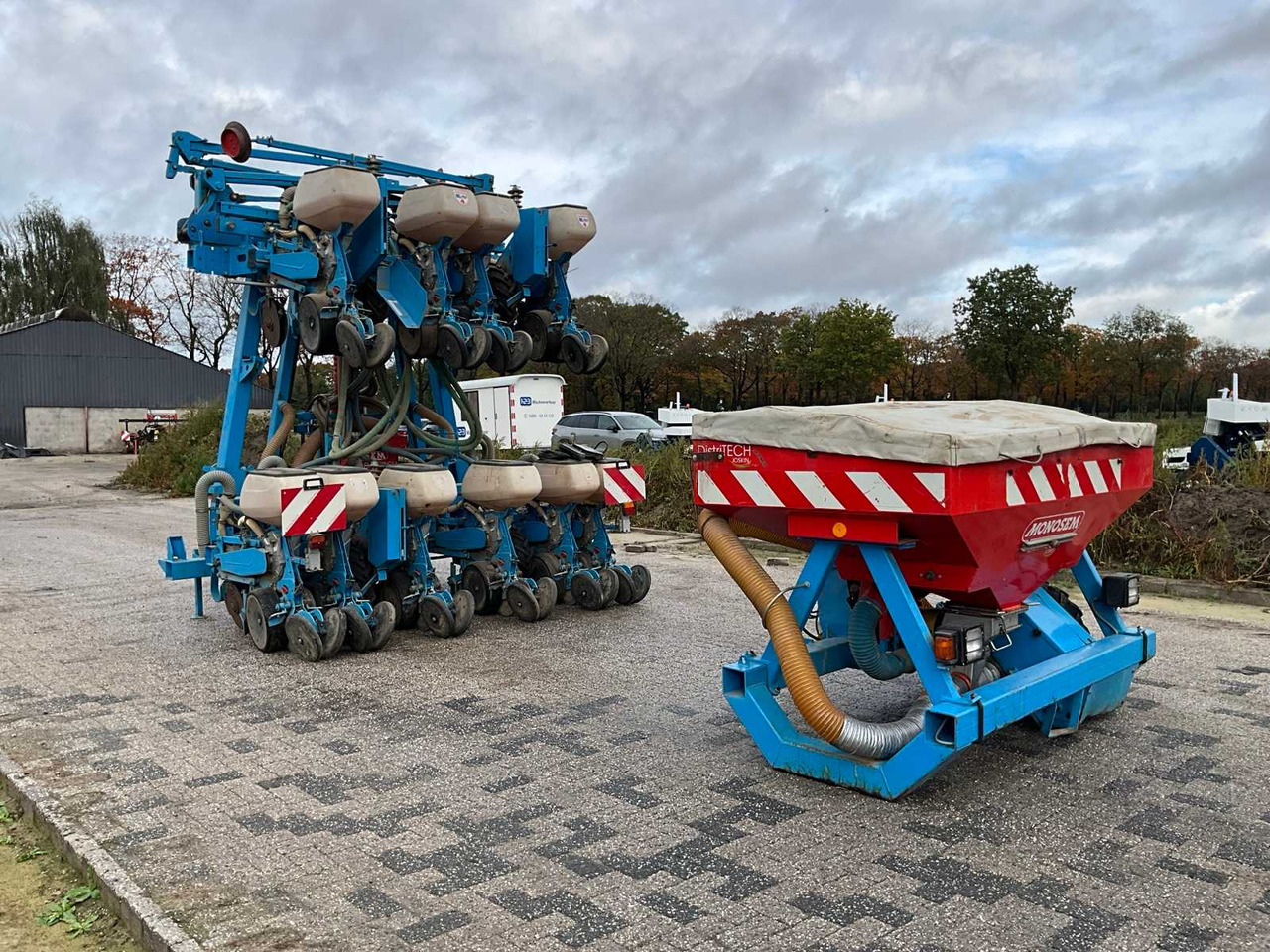 Monosem NG plus-10R - آلة نثر البذور الدقيقة: صورة 4 Monosem NG plus-10R - آلة نثر البذور الدقيقة: صورة 4