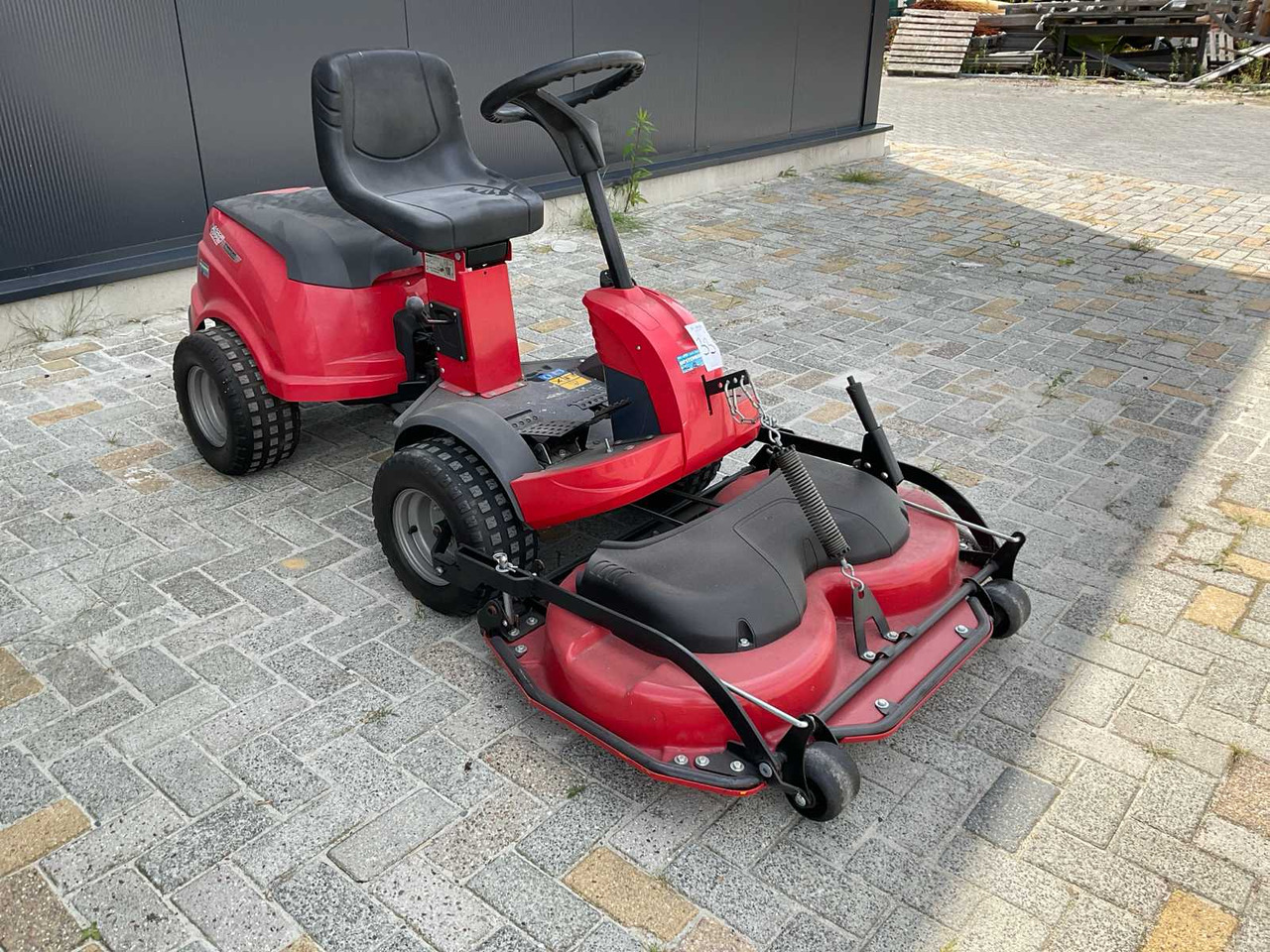 Mountfield 4155H - جزازة أعشاب الحدائق: صورة 2 Mountfield 4155H - جزازة أعشاب الحدائق: صورة 2