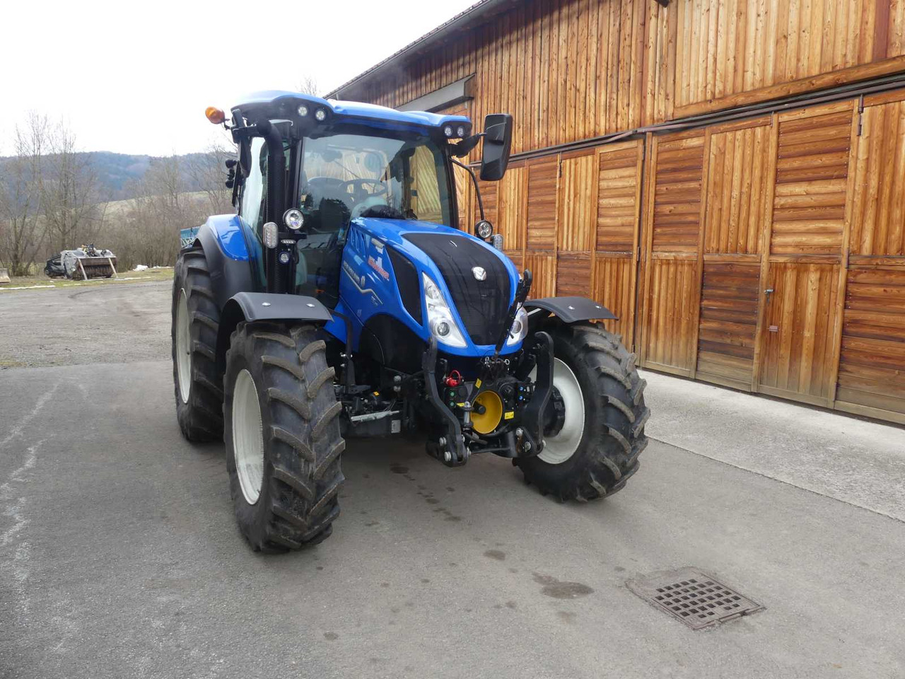 NEW HOLLAND T5.110 DC - جرار: صورة 4 NEW HOLLAND T5.110 DC - جرار: صورة 4