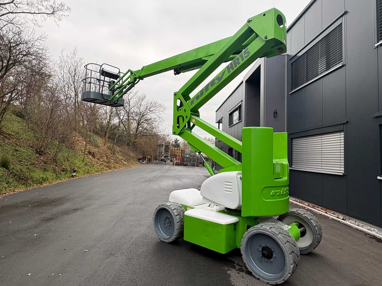 NIFTYLIFT HR15 NE - ARTICULATED TELESCOPIC BOOM LIFT (2008) - معدات الوصول: صورة 2 NIFTYLIFT HR15 NE - ARTICULATED TELESCOPIC BOOM LIFT (2008) - معدات الوصول: صورة 2