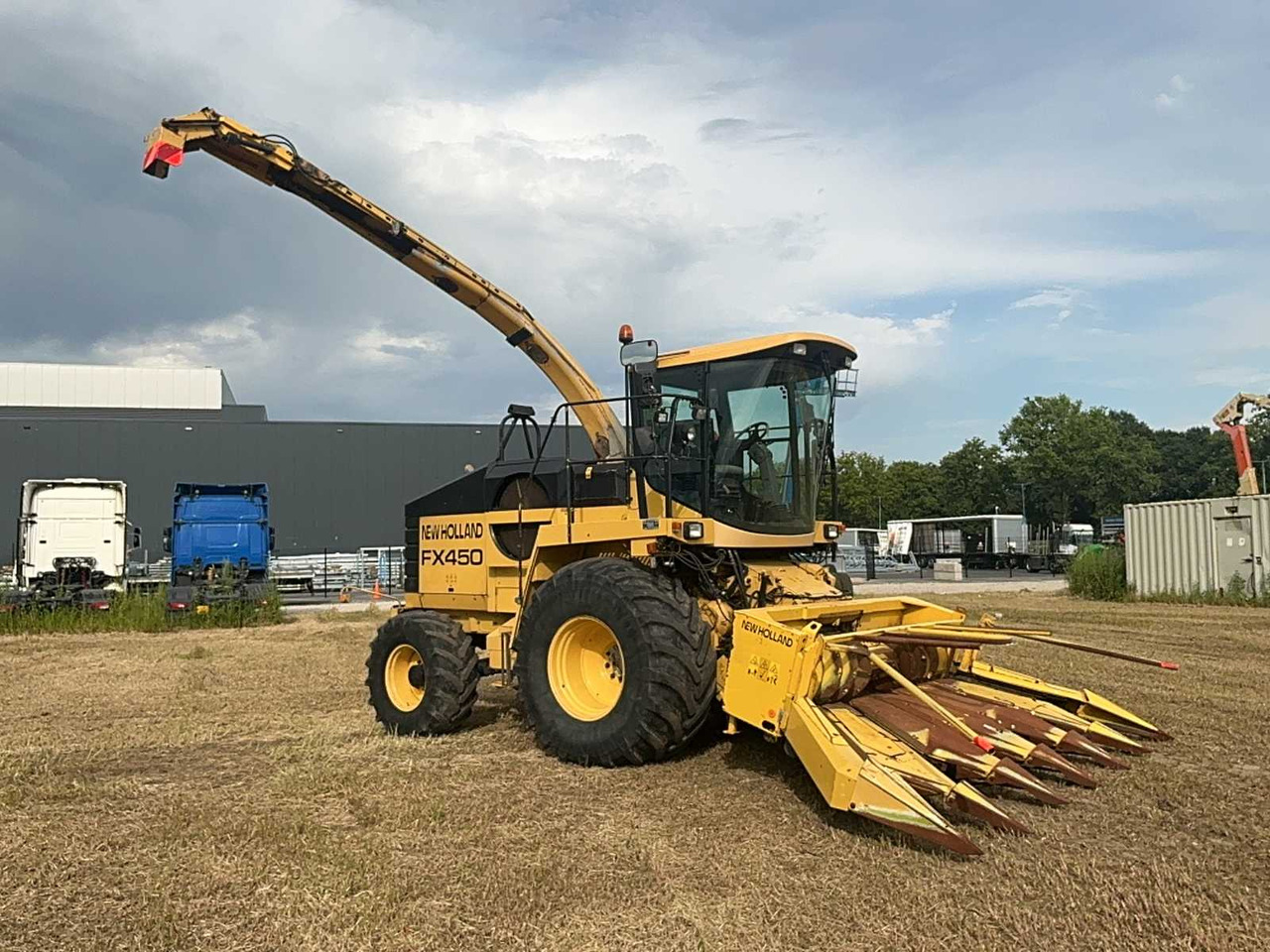 New holland FX450 - حصادة الأعلاف: صورة 3 New holland FX450 - حصادة الأعلاف: صورة 3