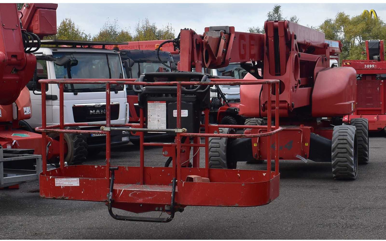 Nifty Lift HR28 Hybrid - معدات الوصول: صورة 1 Nifty Lift HR28 Hybrid - معدات الوصول: صورة 1