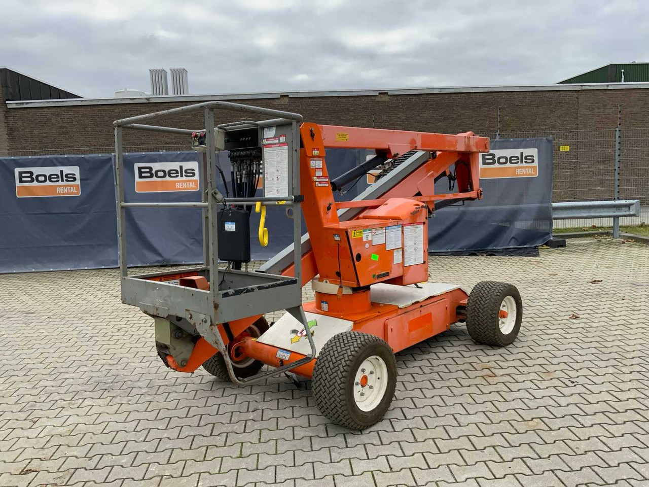 Niftylift Nifty HR12NE - معدات الوصول: صورة 2 Niftylift Nifty HR12NE - معدات الوصول: صورة 2