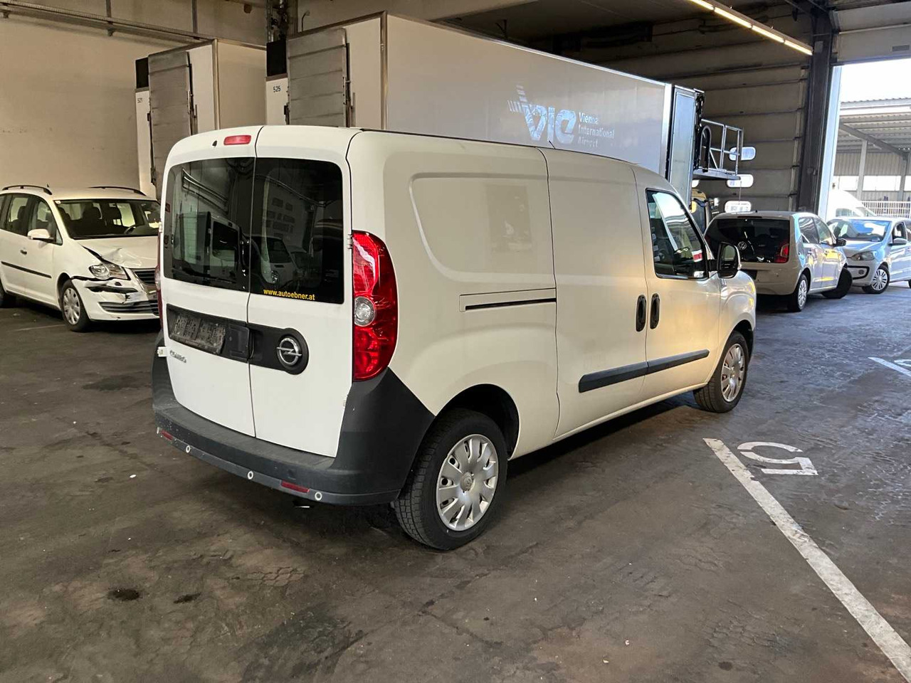 OPEL COMBO VANS - شاحنة التوصيل: صورة 4 OPEL COMBO VANS - شاحنة التوصيل: صورة 4
