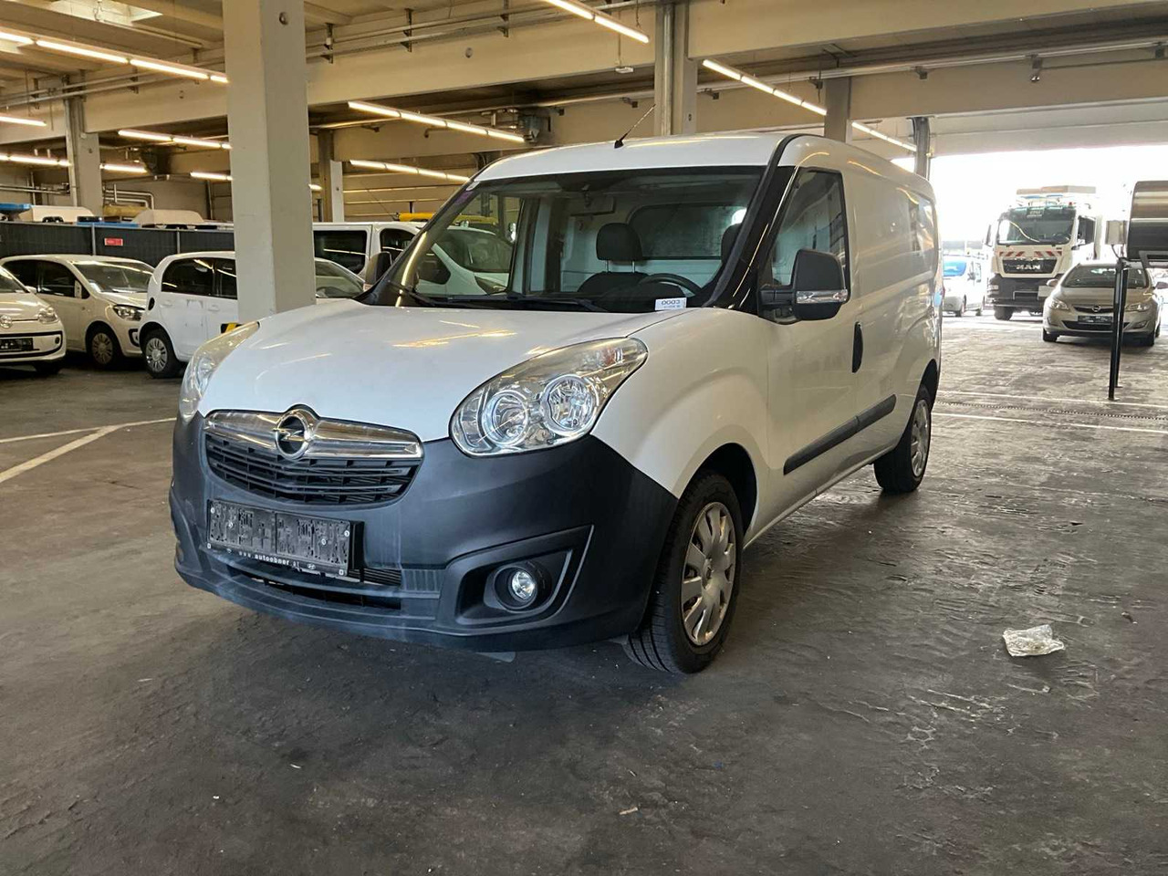 OPEL COMBO VANS - شاحنة التوصيل: صورة 1 OPEL COMBO VANS - شاحنة التوصيل: صورة 1