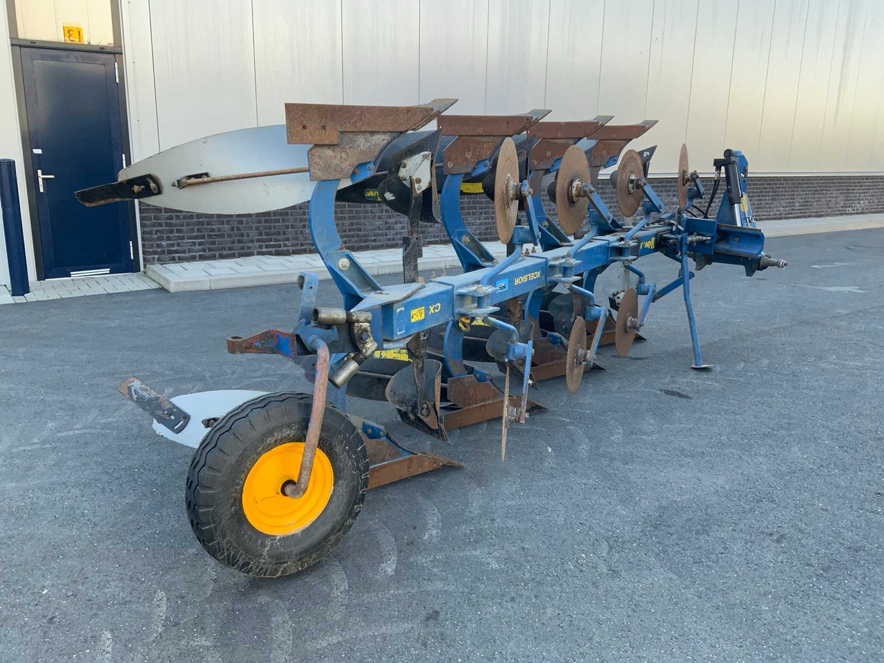 Overum CX 4100 F - محراث: صورة 4 Overum CX 4100 F - محراث: صورة 4