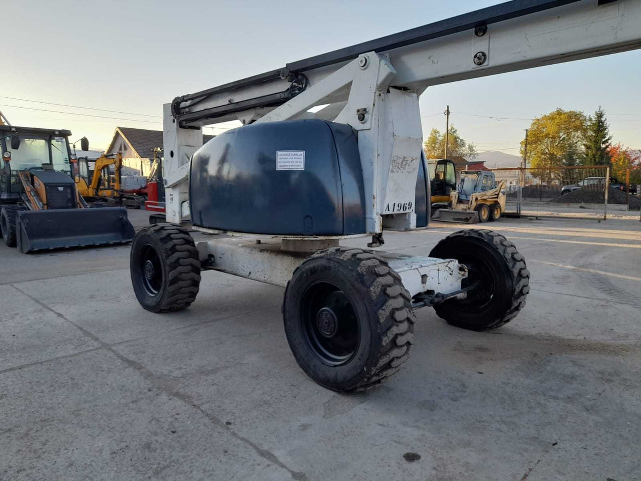 PINGUELY- HAULOTTE - HA20PX - AERIAL WORK PLATFORMS - 2004 - معدات الوصول: صورة 3 PINGUELY- HAULOTTE - HA20PX - AERIAL WORK PLATFORMS - 2004 - معدات الوصول: صورة 3