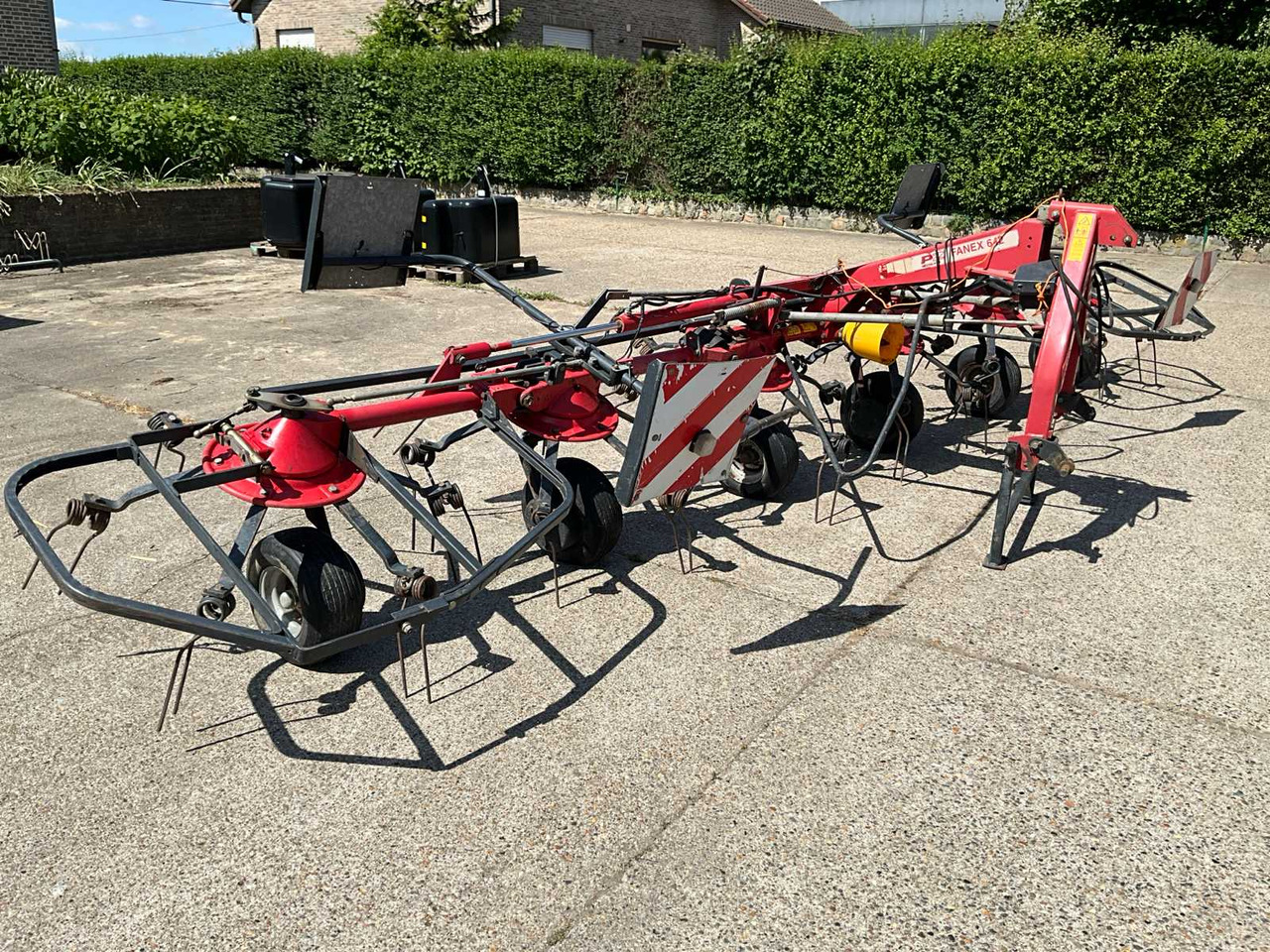 PZ Greenland Fanex 642 - زحافة: صورة 5 PZ Greenland Fanex 642 - زحافة: صورة 5