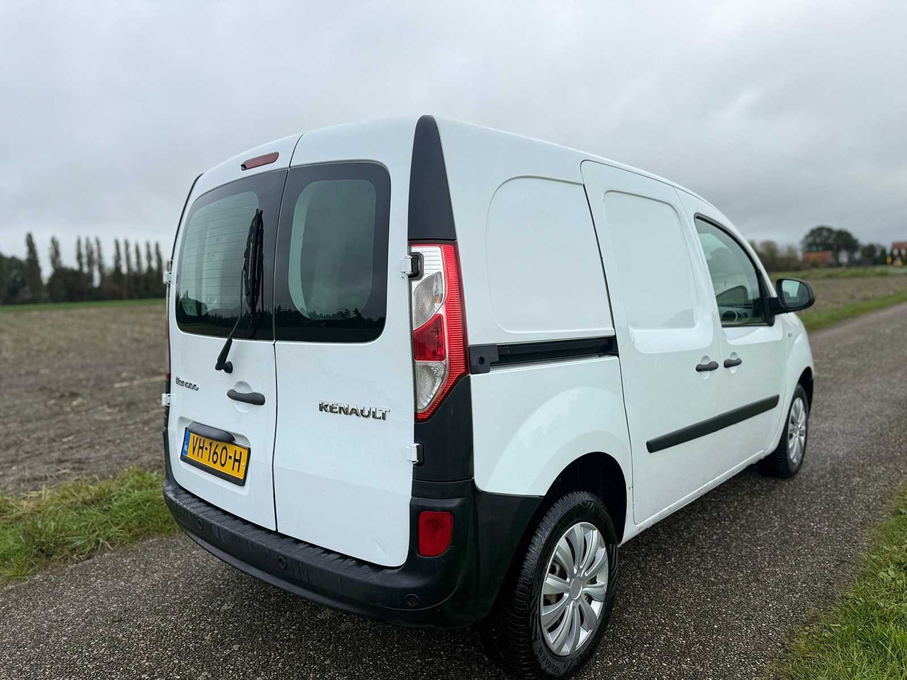 RENAULT - KANGOO EXPRESS - 1.5 DCI 90 EXBL.ES&S - VH-160-H - شاحنة التوصيل: صورة 5 RENAULT - KANGOO EXPRESS - 1.5 DCI 90 EXBL.ES&S - VH-160-H - شاحنة التوصيل: صورة 5