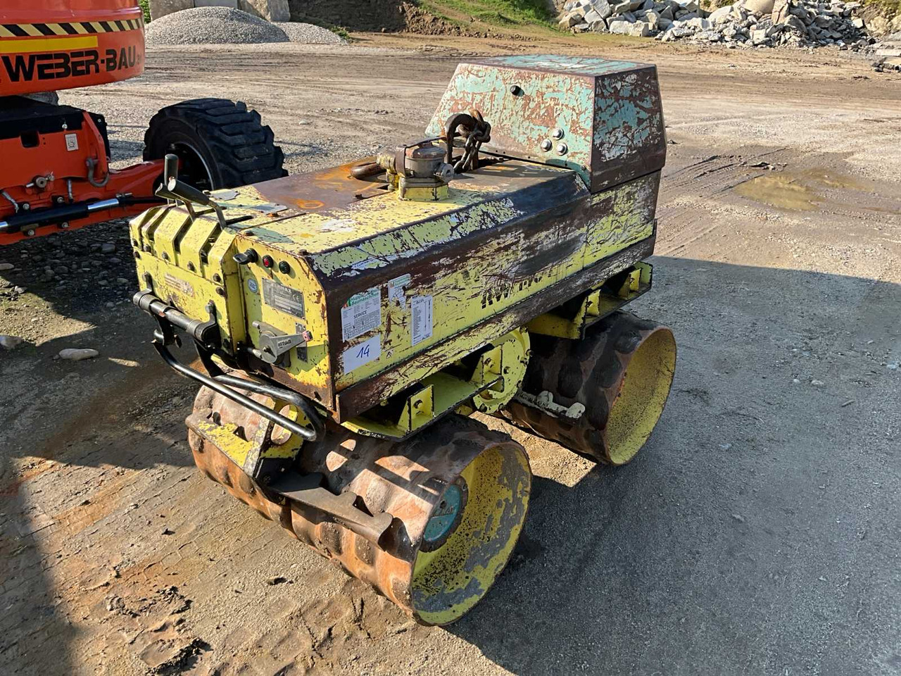 Rammax RW1404 - اسطوانة المزرعة: صورة 3 Rammax RW1404 - اسطوانة المزرعة: صورة 3